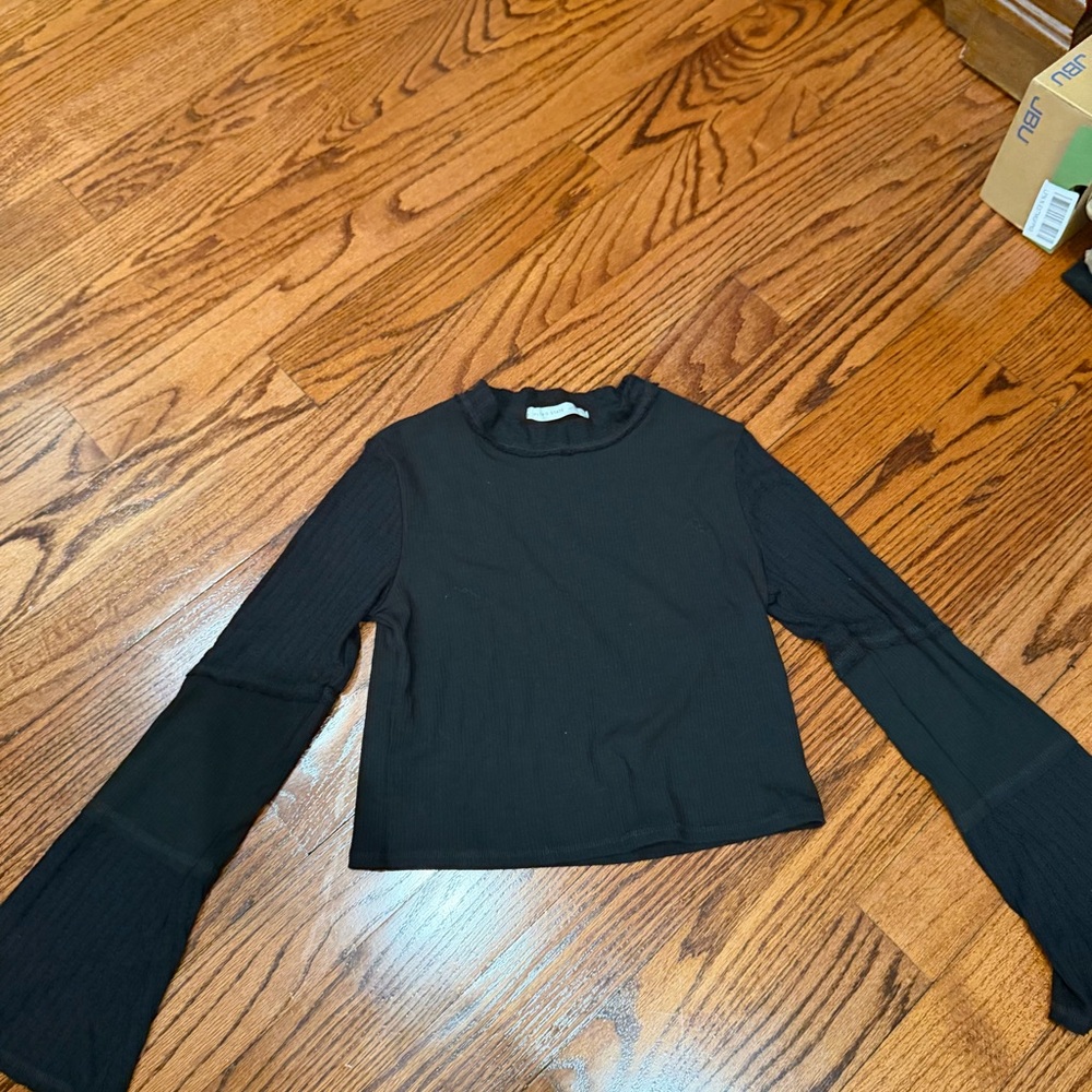 Altar’d State Long-Sleeve Crop Top